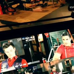 Darren Criss & Chris Colfer - Fox Lounge 2013 (BTS #3)