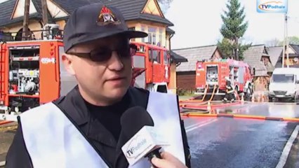 Strażacy ratują Chochołów