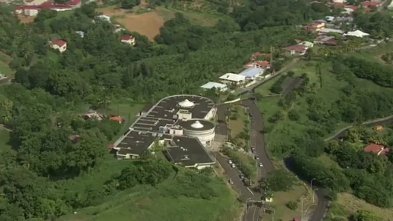 Ville du Lorrain : bourg, lycée et Hôpital