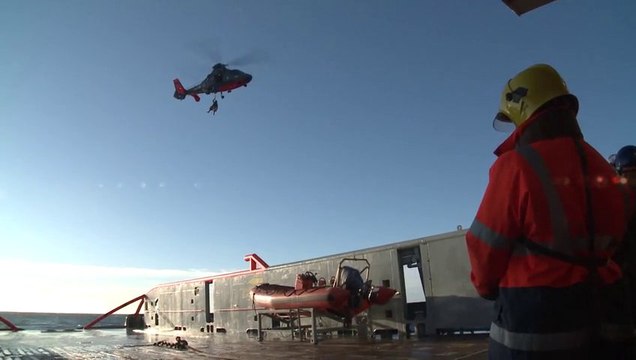 L'équipe d'évaluation et d'intervention (EEI) s'entraîne au treuillage