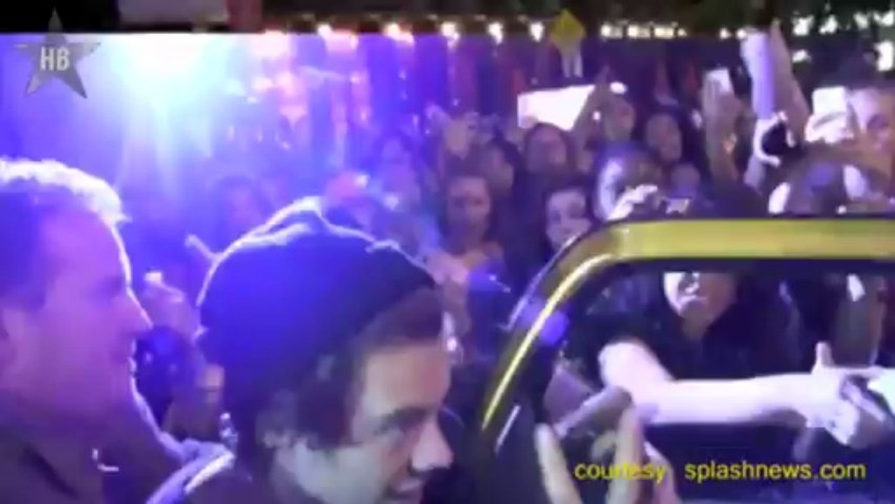 Harry Styles Dinner Date With Two One Direction Fans -- Other Directioners Sending Hate Messages