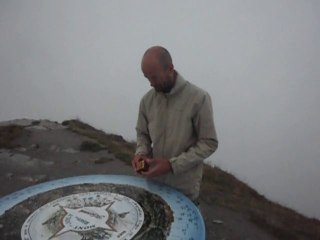 Rubik's cube en 34 secondes au sommet du Mont Joly