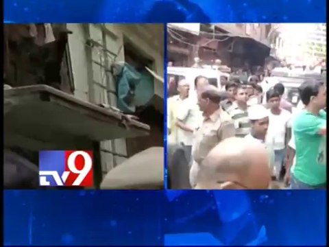 Three-storeyed building collapses in Delhi