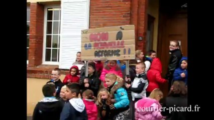 Manifestation contre les nouveaux rythmes scolaires à Jussy