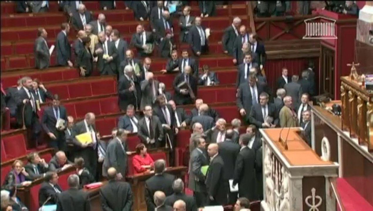 Incident à l'Assemblée : les élues de gauche volontairement en retard, la droite quitte la séance