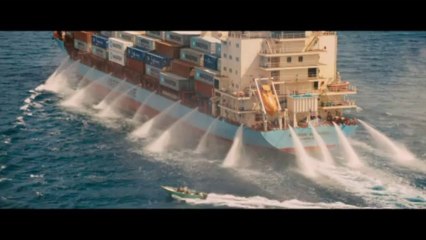 Piracy hits big screen in 'Captain Phillips'