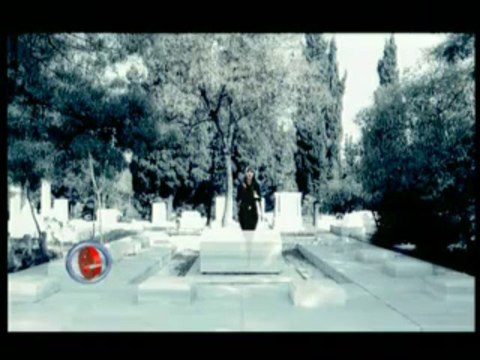 Acı Veriyor (Hande Yener)