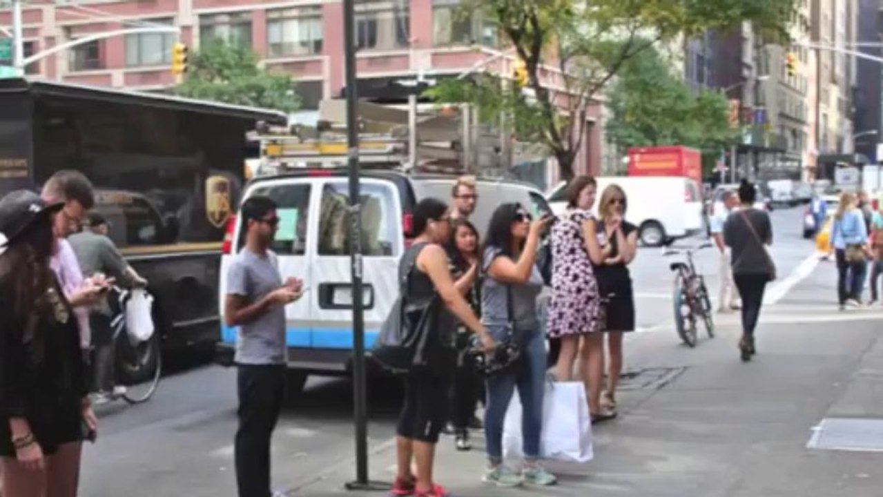 Famous Banksy Graffiti Restored in New York