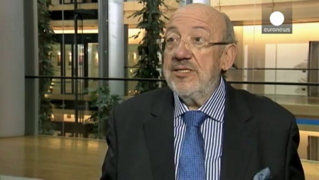La Eurocámara pide más solidaridad para los refugiados...