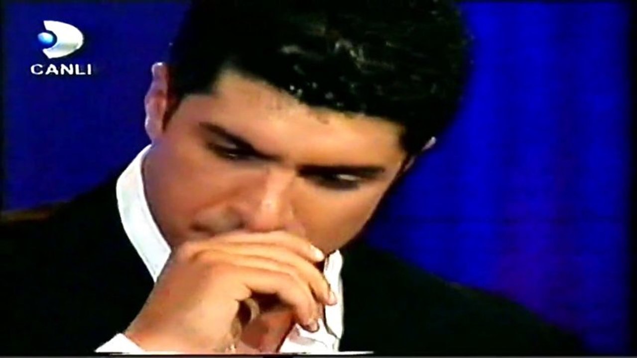 Özcan Deniz Dön Desem (nostalji, Kanal D) by feridi