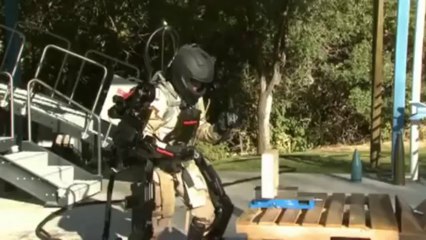 US Army Next Generation Wear 'Iron Man' Suit