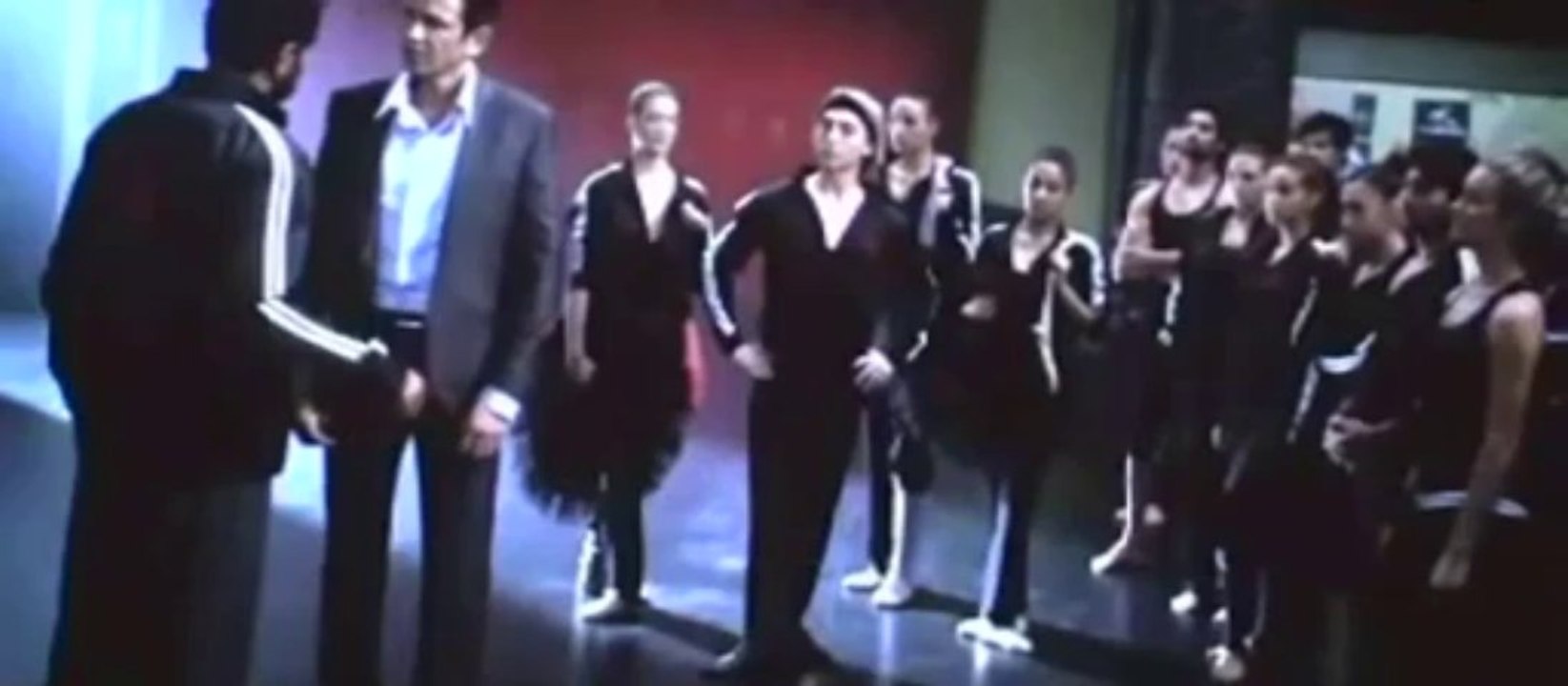 [SaMpLe] - ABCD Any Body Can Dance - 2013 - [300MB] - [DVDScr x264 AC3] aravind017 -{ HG }-