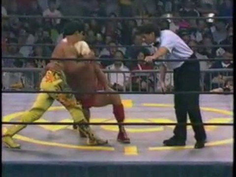 Ric Flair vs Ricky The Dragon Steamboat-WCW Title Part 1