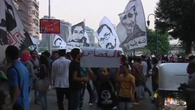 Egypt demonstrators mark killing of Christians