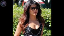 Priyanka Chopra flaunts cleavage in plunging neckline