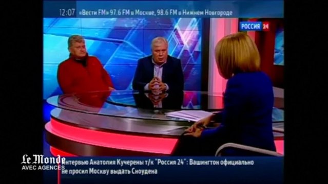 Le père d'Edward Snowden est arrivé à Moscou