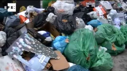 La huelga de basuras colma la paciencia de Granada