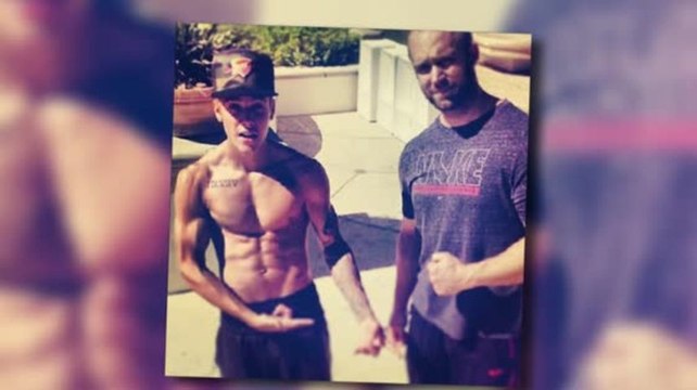 Justin Bieber Shows Off His Toned Torso on Instagram