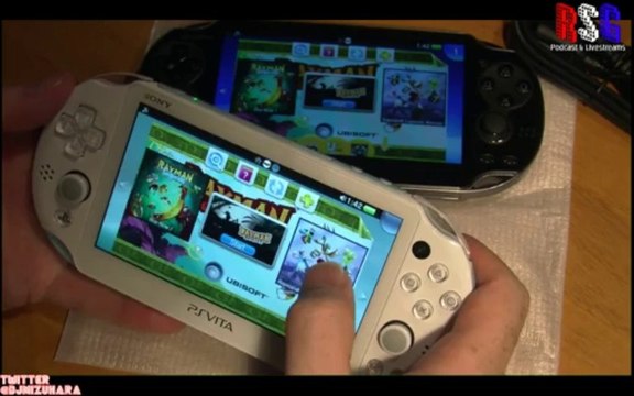 PlayStation Vita 2000 - First Wolrd unboxing #2