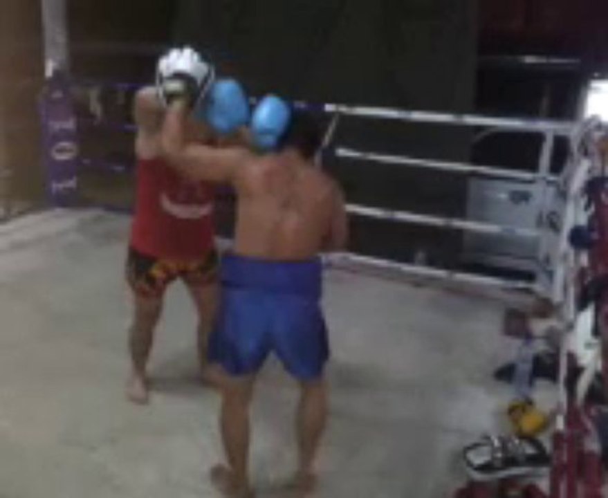 Fayad le 24-11-2012 au Cho Nateetong Muay Thai Camp Pattaya 3-