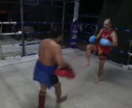 Fayad le 24-11-2012 au Cho Nateetong Muay Thai Camp Pattaya 1-