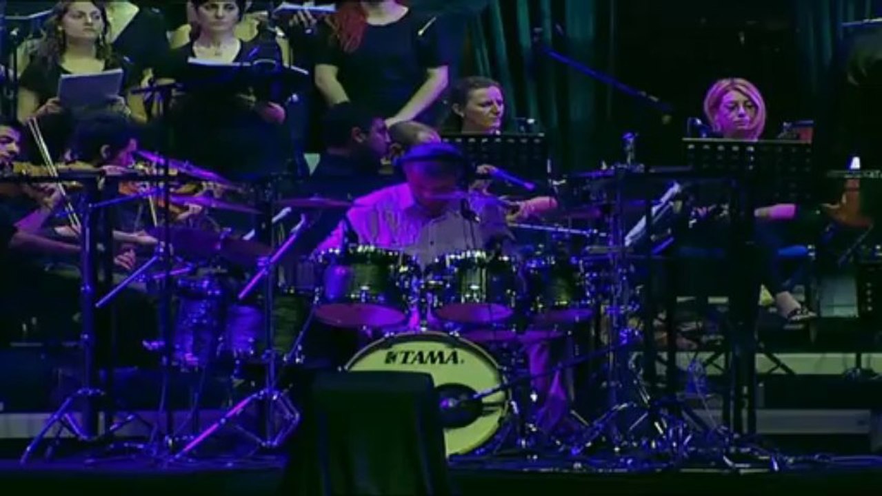 17 grup yorum suavi bu memleket bizim istanbul inönü stadyumu konseri 25. yıl