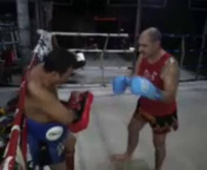 Fayad le 24-11-2012 au Cho Nateetong Muay Thai Camp Pattaya 2-