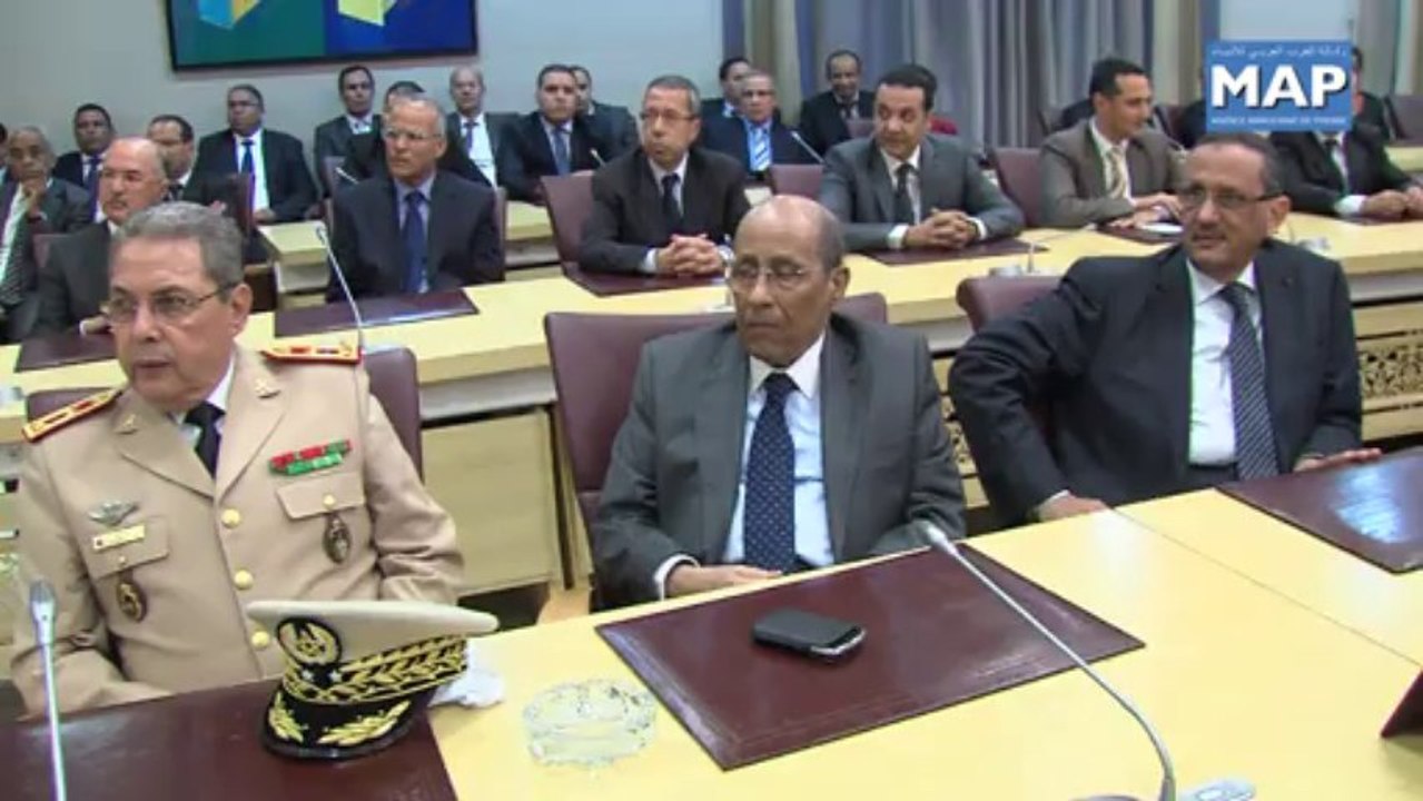 تسليم السلط بين السيدين محمد حصاد وامحند العنصر