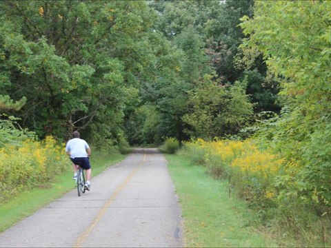 Cycling Sharon Woods Metro Park and Trails - Westerville Ohio