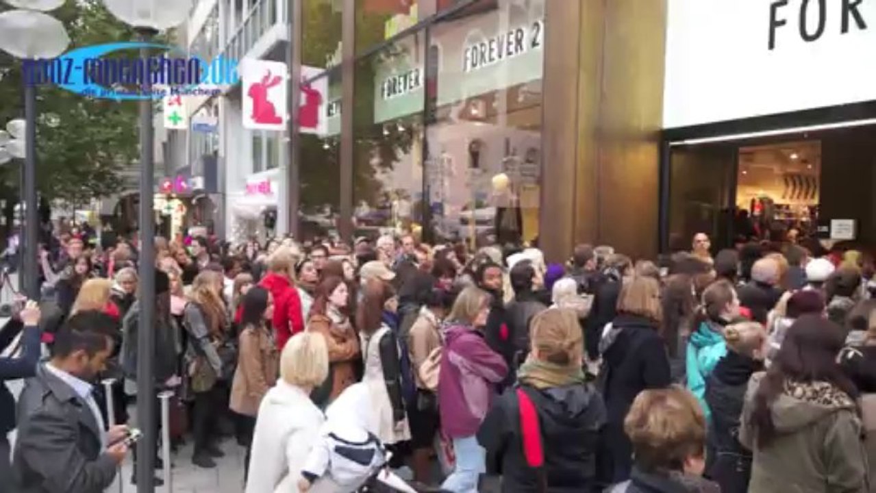Forever 21 Flagshipstore Opening Munich  @ Neuhauser Straße 10.10.2013