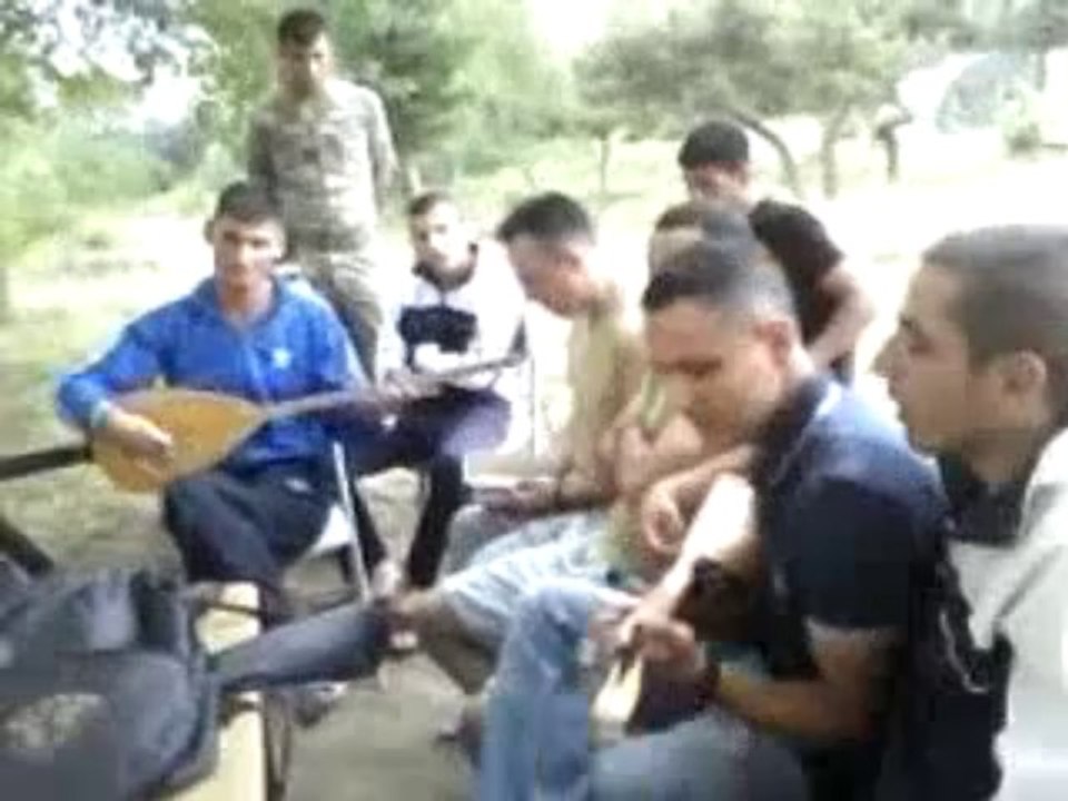 güle yel değdi -ALİ DAŞ