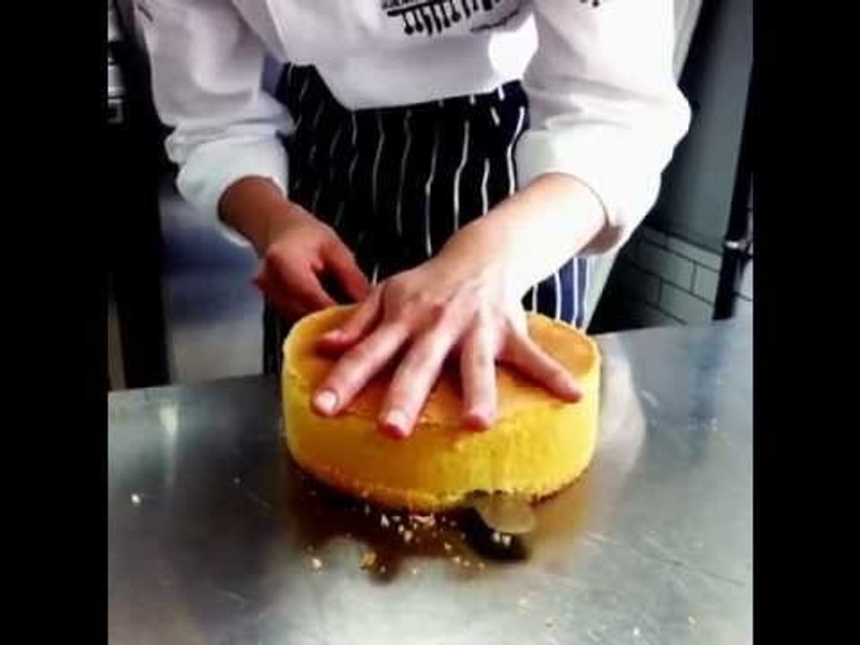 Pandispanya katlarına nasıl ayrılır?