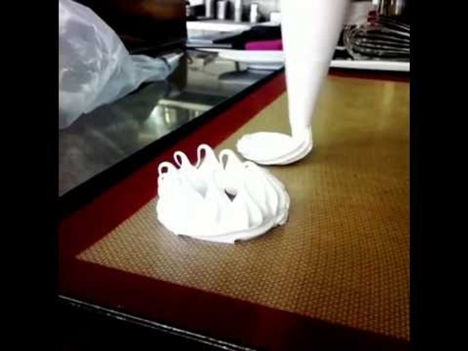 Beze (Mereng) Nasıl Sıkılır?