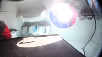 Incredible : Capsize Virbac Paprec - video from inside - Sailing