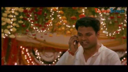 Nitin, Nitya Menen Talking in Airport in Ishq Movie