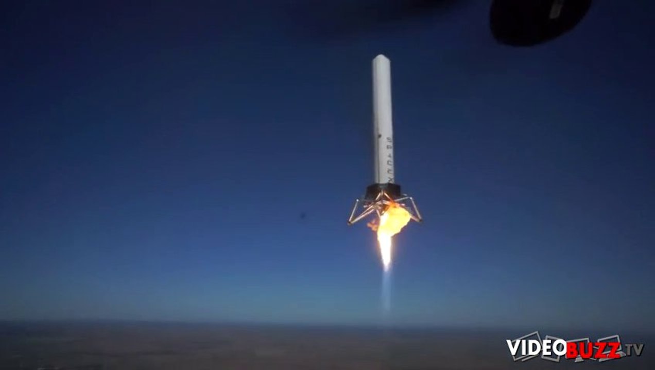 Le décollage d'une fusée, vue d'en haut !