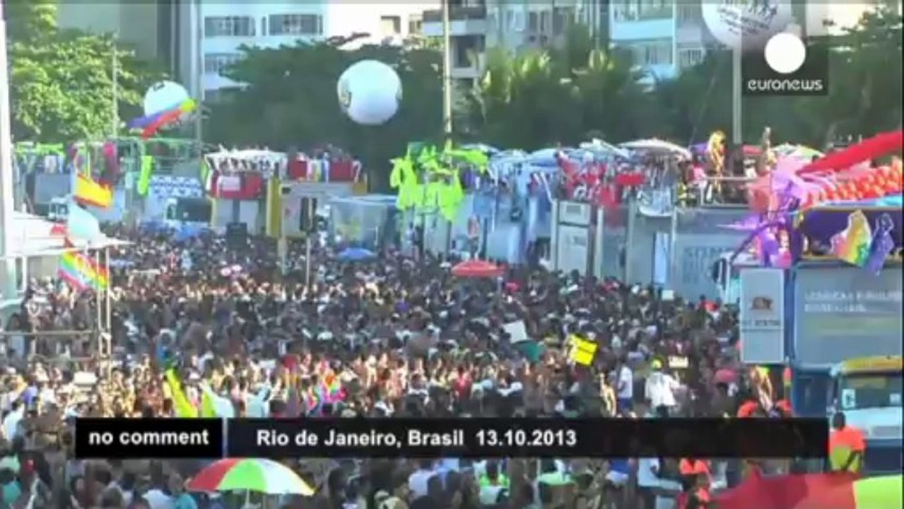 Brazilians celebrate gay pride in Rio de... - no comment