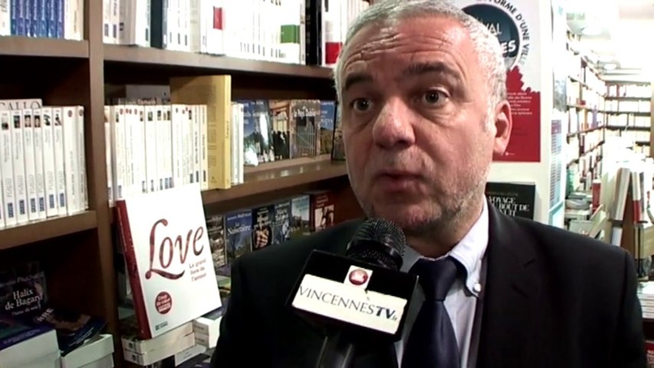 Rencontre dédicace avec Leo Bormans avec le livre Love chez Millepages à Vincennes