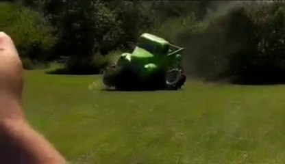 Jump of an old farm truck by several meters... FAIL!