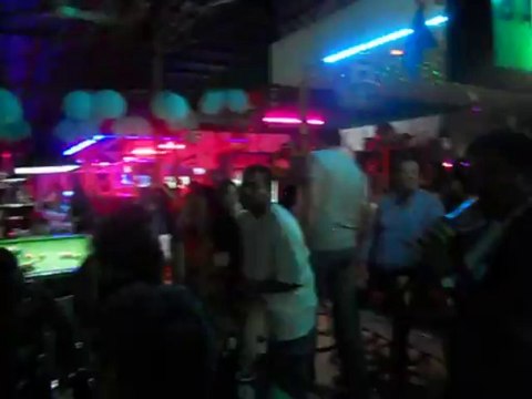 una sera con nene thai 06-09-2013 bacione bar pattaya thailandia (1)