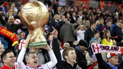 Townsend relieves pressure on Hodgson