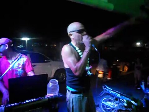 una sera con nene thai 06-09-2013 bacione bar pattaya thailandia (2)