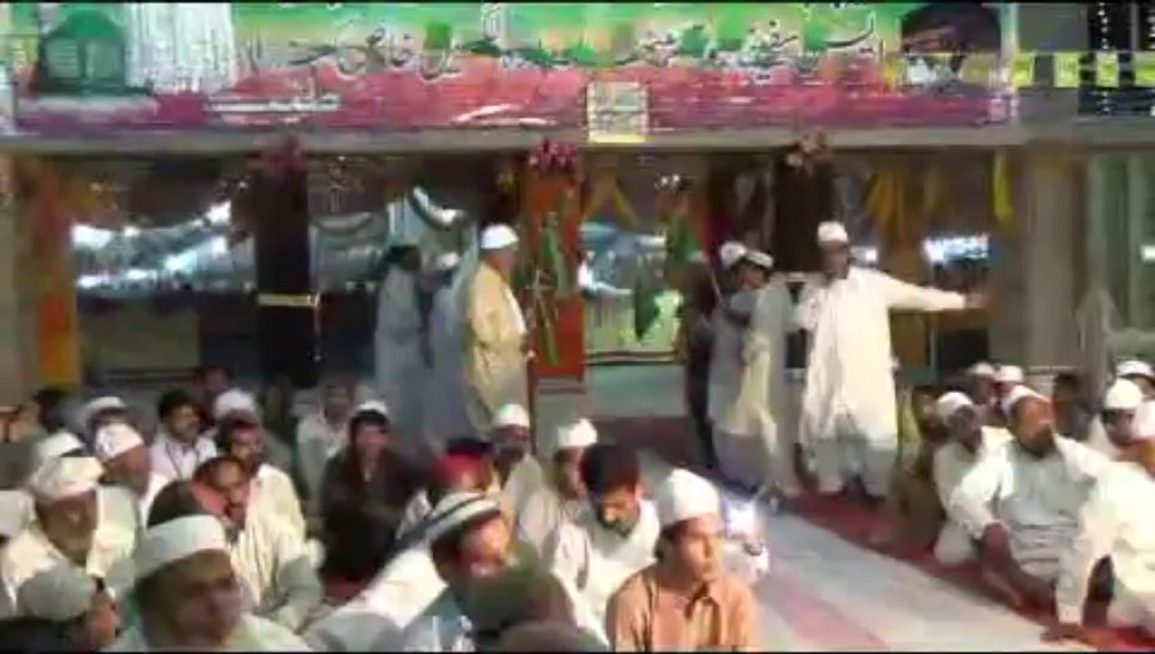 Urs Mubarak Hazrat Hafiz Abdur Rehman Almaroof Hazrat Tayyab Badshah (R.A) (sarkari PBUH) 5,6 OCT 2013 Day first part3
