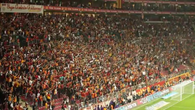 Galatasaray - Mersin İY 1. Gol Tribünler