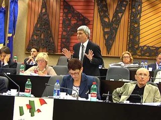 TG 11.10.13 Danni del maltempo, Vendola rassicura: "la Regione troverà le risorse  necessarie"