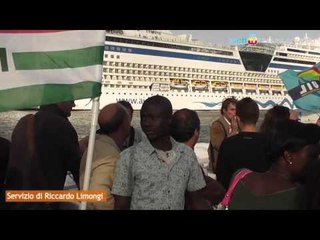 Napoli - Ricordare i morti di Lampedusa (11.10.13)