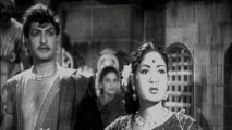 Comedy Kings - NTR, Savithri Hilarious Scene - NTR, Savithri