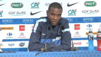 Bleus - Abidal : "Mieux vaut tard que jamais"