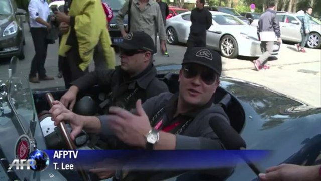 Rallye de véhicules anciens sur la Grande muraille de Chine