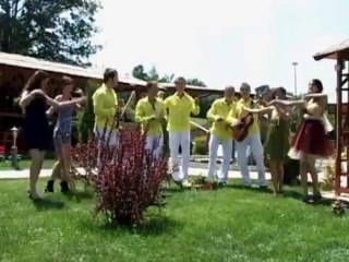 Vellezerit Mziu Njemije komplimente